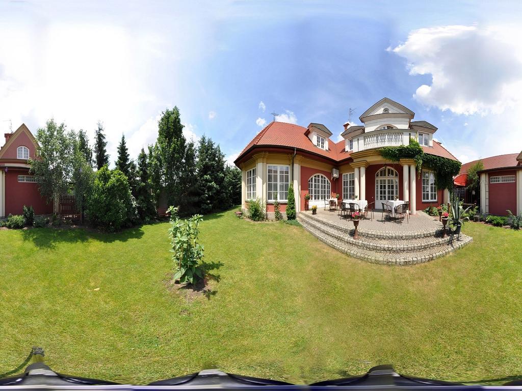 Pensjonat Zacisze Plewiska Exterior photo